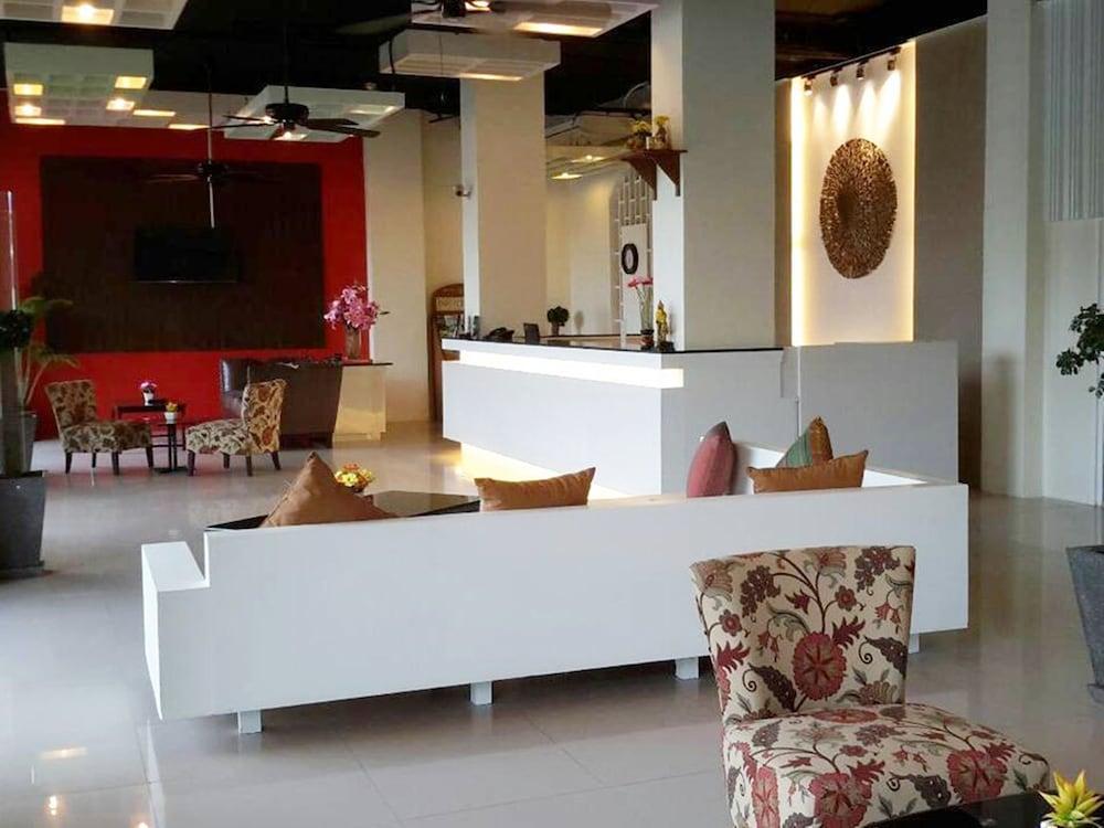 Malin Patong Hotel Екстериор снимка