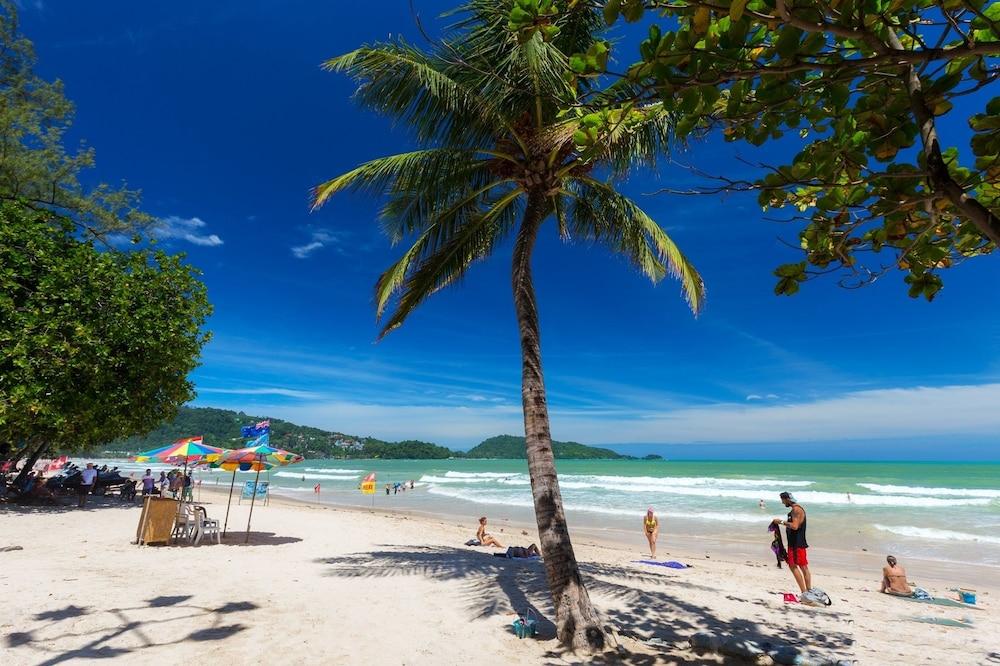 Malin Patong Hotel Екстериор снимка