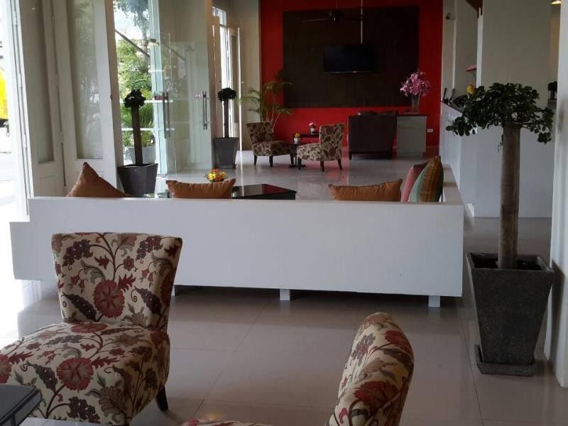 Malin Patong Hotel Екстериор снимка
